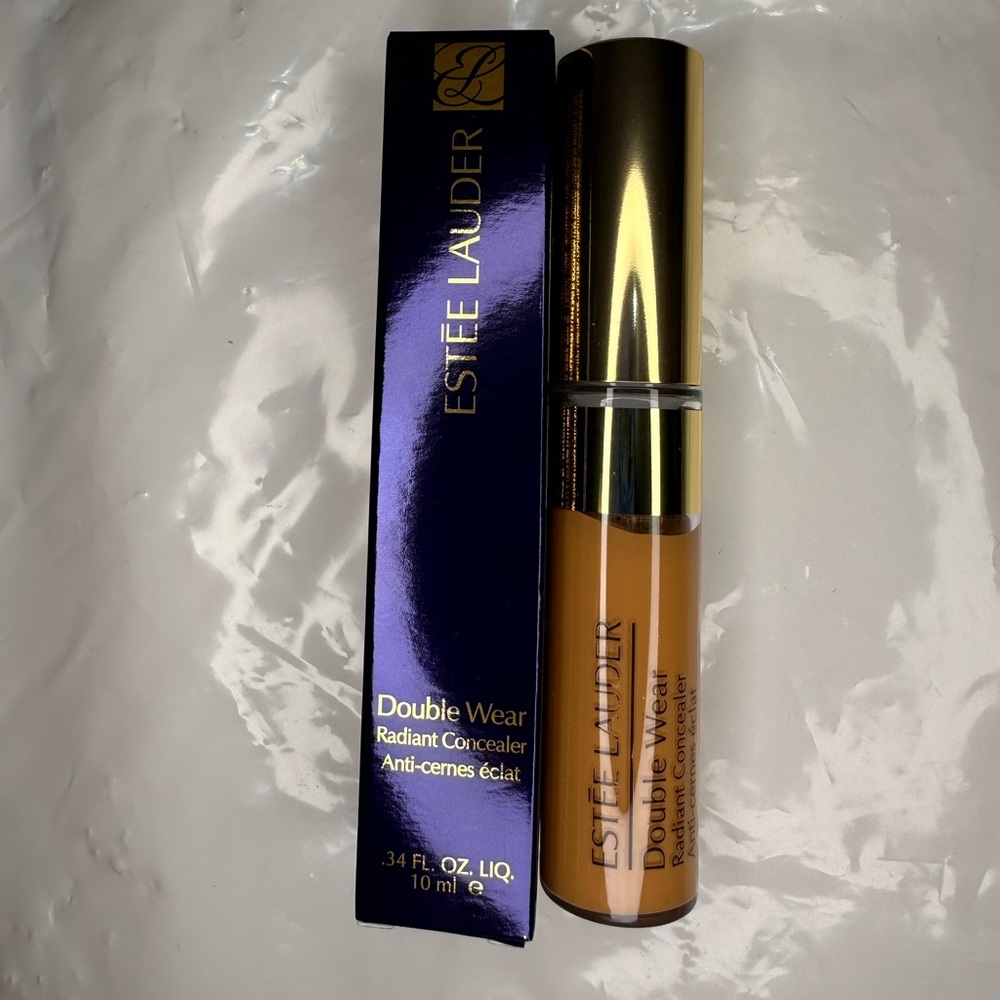 Estée Lauder Double Wear Radiant concealer - 4N Medium Deep